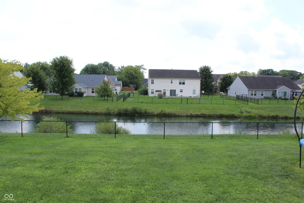 6737 Wilmot Lane Avon, IN 46123