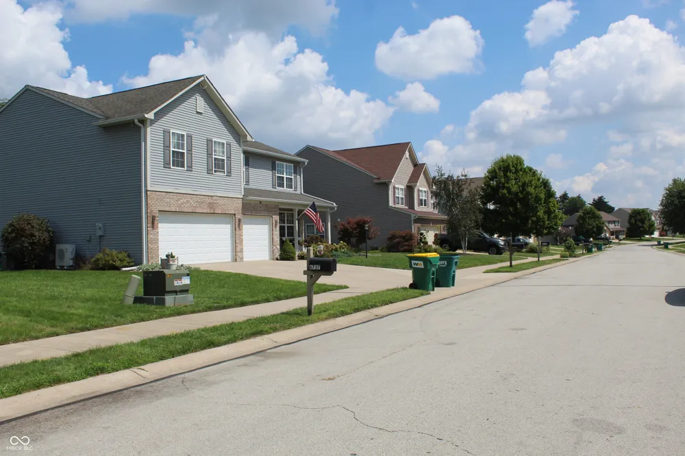 6737 Wilmot Lane Avon, IN 46123