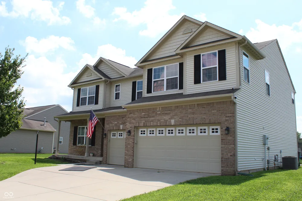 6737 Wilmot Lane Avon, IN 46123