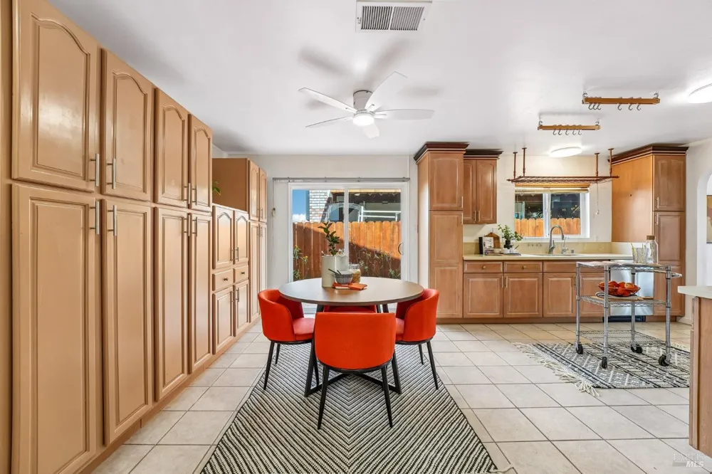 418 Larkin Drive Benicia, CA 94510