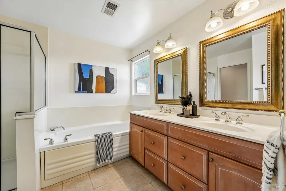 418 Larkin Drive Benicia, CA 94510