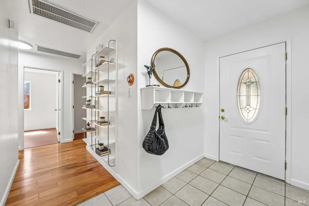 418 Larkin Drive Benicia, CA 94510