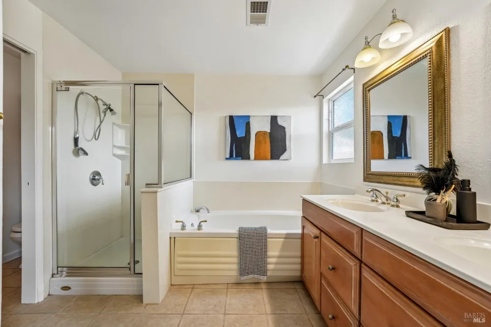 418 Larkin Drive Benicia, CA 94510