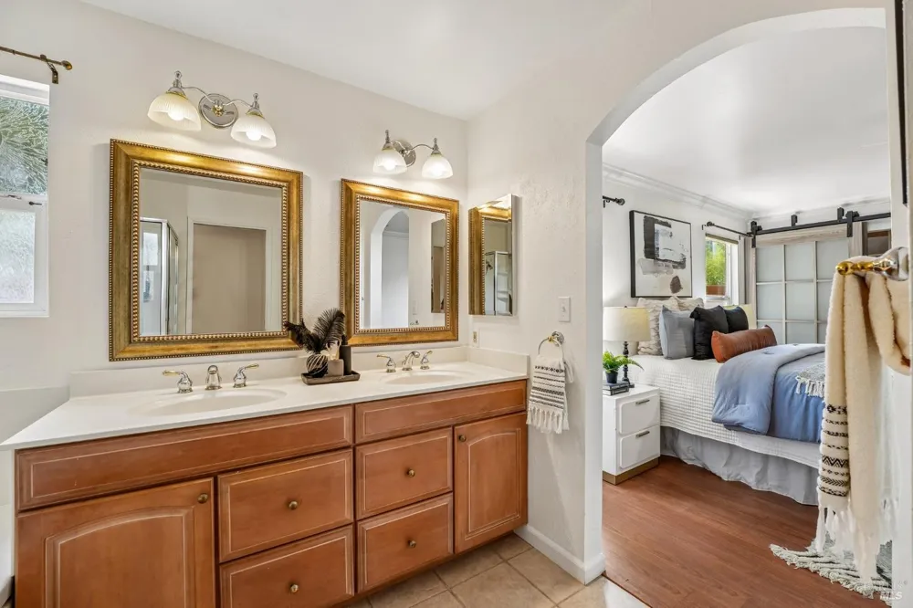 418 Larkin Drive Benicia, CA 94510