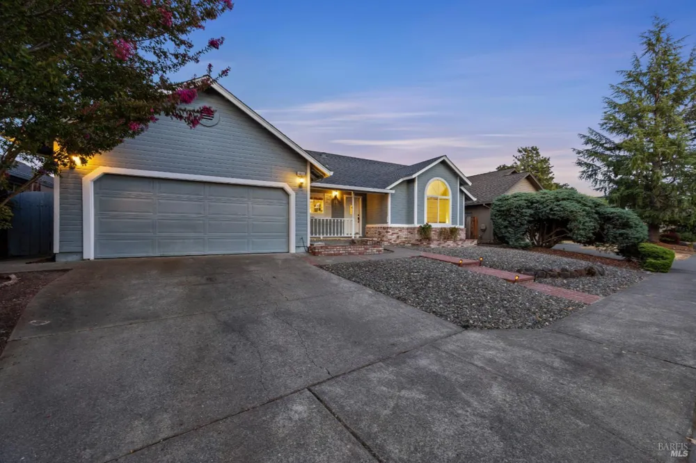 5812 Mathilde Drive Windsor, CA 95492