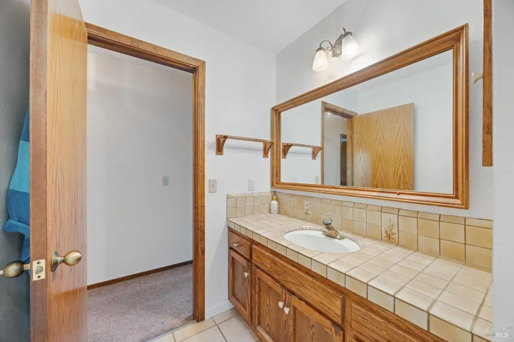 5812 Mathilde Drive Windsor, CA 95492