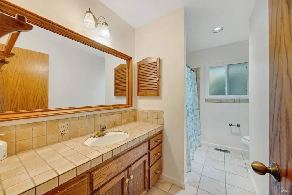 5812 Mathilde Drive Windsor, CA 95492