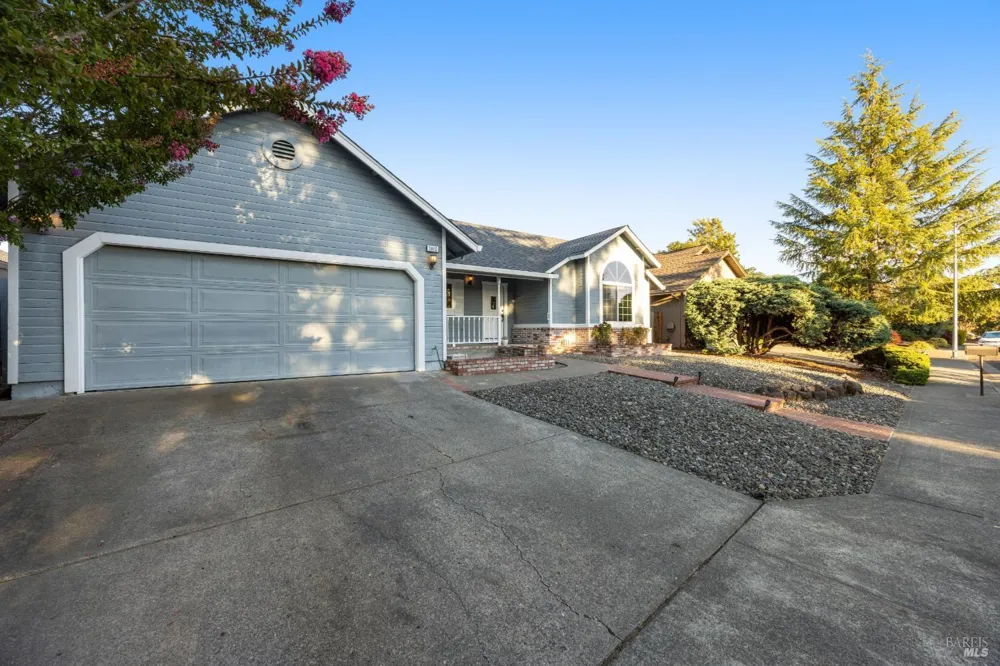 5812 Mathilde Drive Windsor, CA 95492
