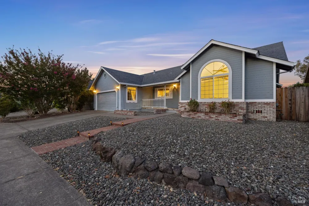 5812 Mathilde Drive Windsor, CA 95492
