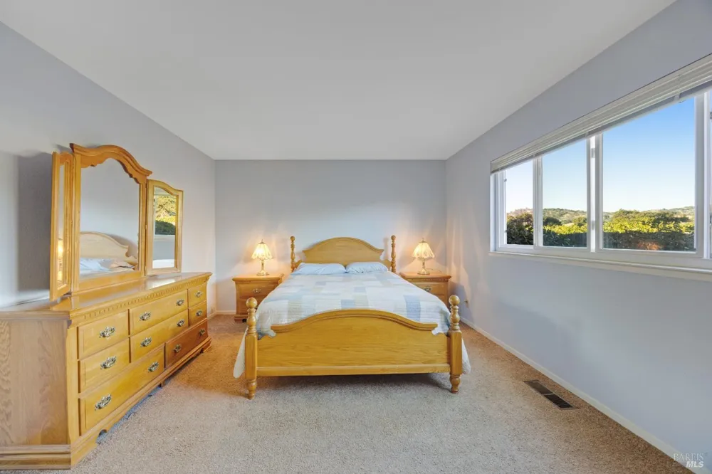 5812 Mathilde Drive Windsor, CA 95492