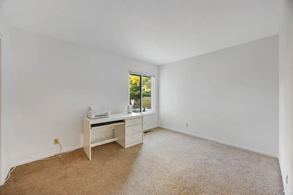 5812 Mathilde Drive Windsor, CA 95492