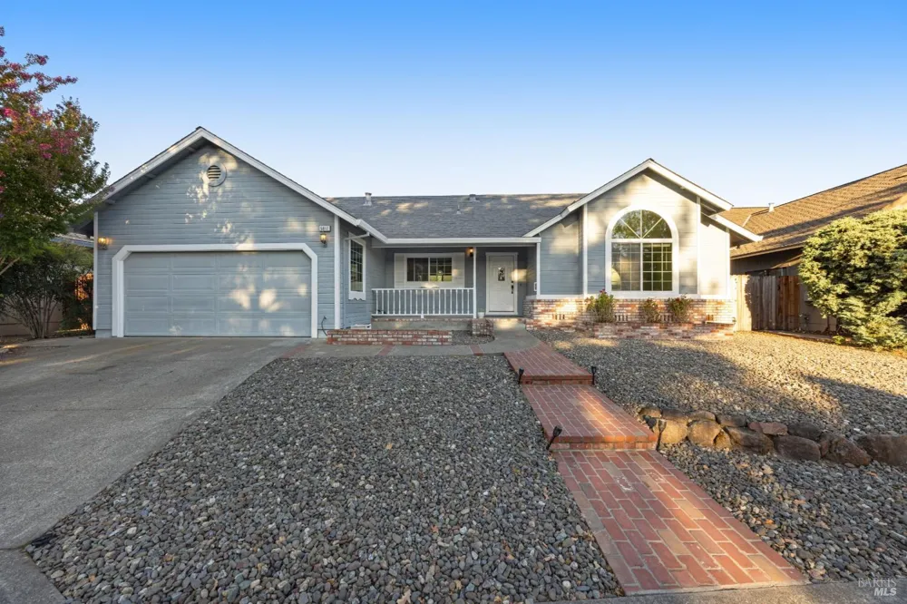5812 Mathilde Drive Windsor, CA 95492