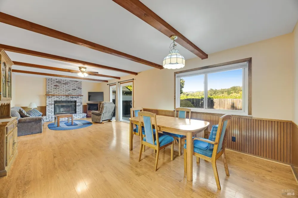 5812 Mathilde Drive Windsor, CA 95492