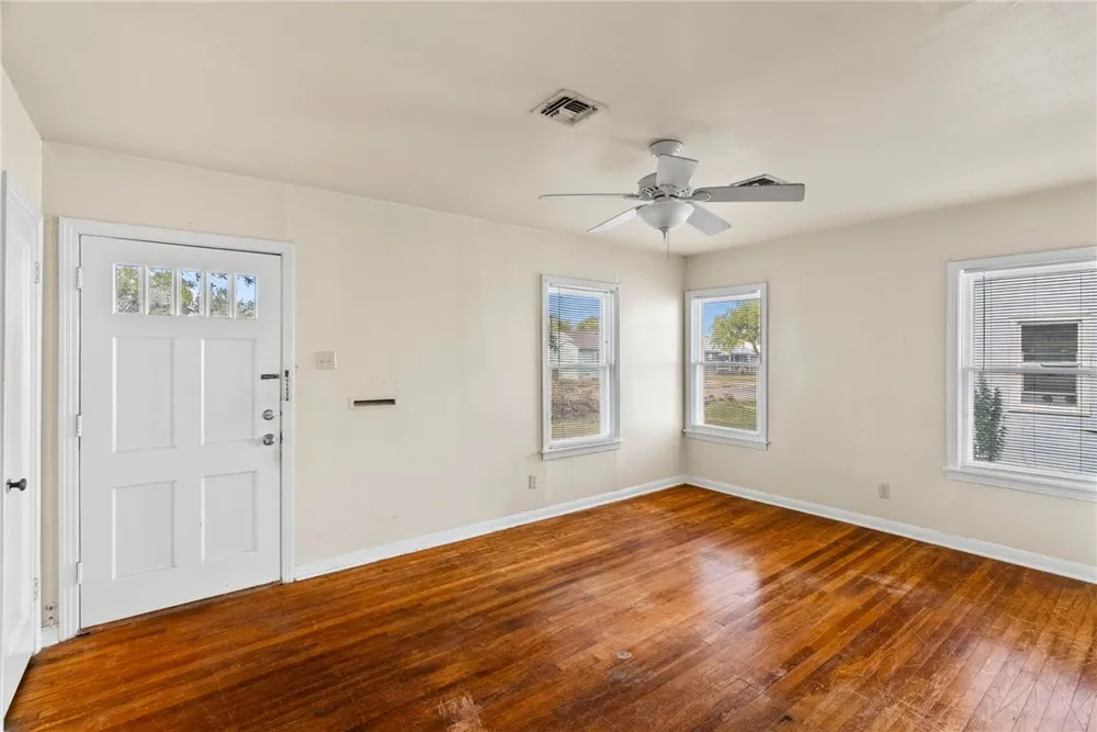 503 E Henderson Street Bishop, TX 78343