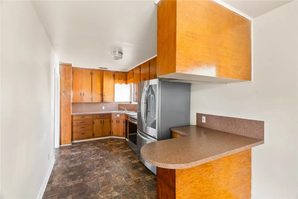 503 E Henderson Street Bishop, TX 78343