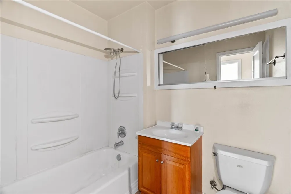 503 E Henderson Street Bishop, TX 78343