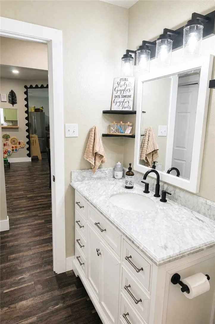 2561 Raintree Trail Ingleside, TX 78362