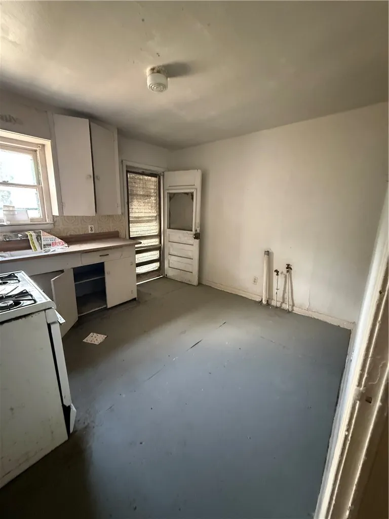 5108 Thomas Drive Corpus Christi, TX 78407