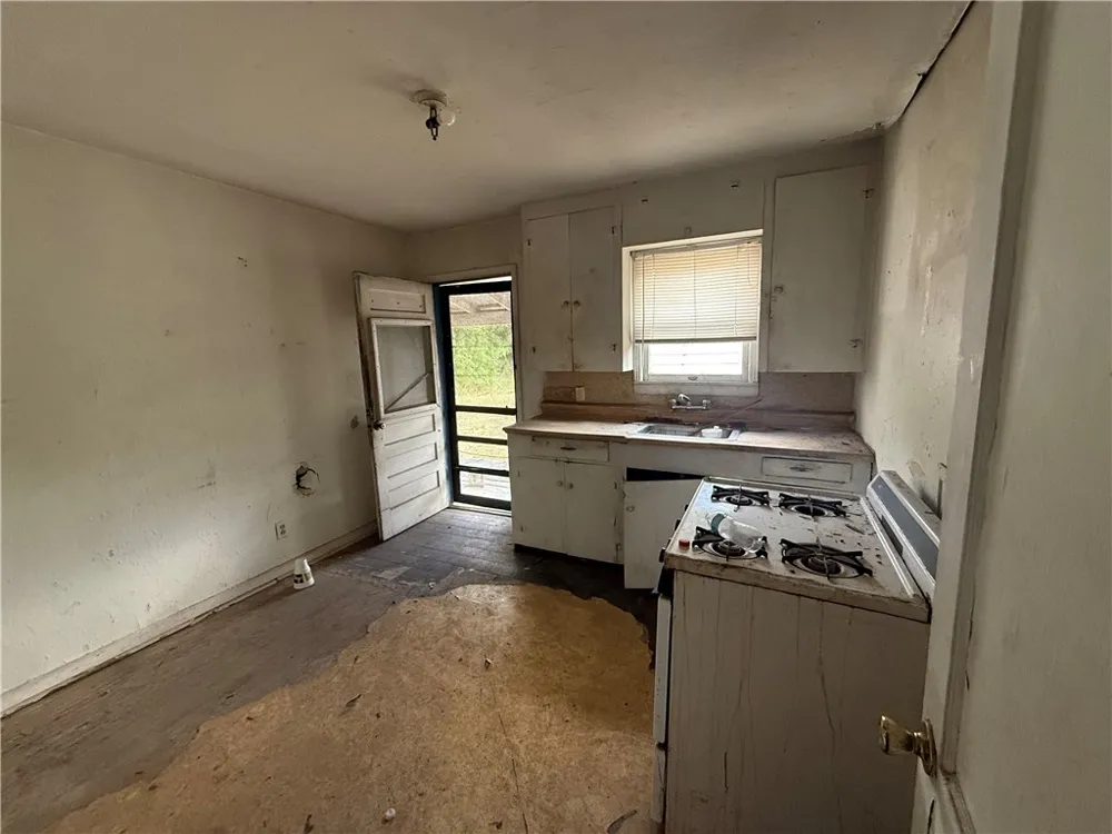 5108 Thomas Drive Corpus Christi, TX 78407