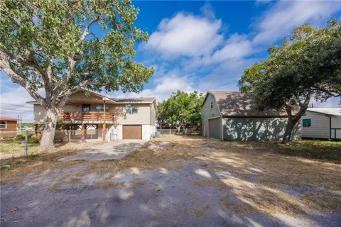 3830 Jamaica Drive