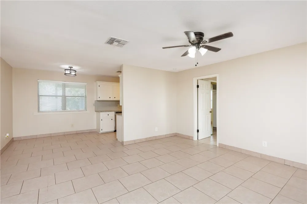 3830 Jamaica Drive Corpus Christi, TX 78418