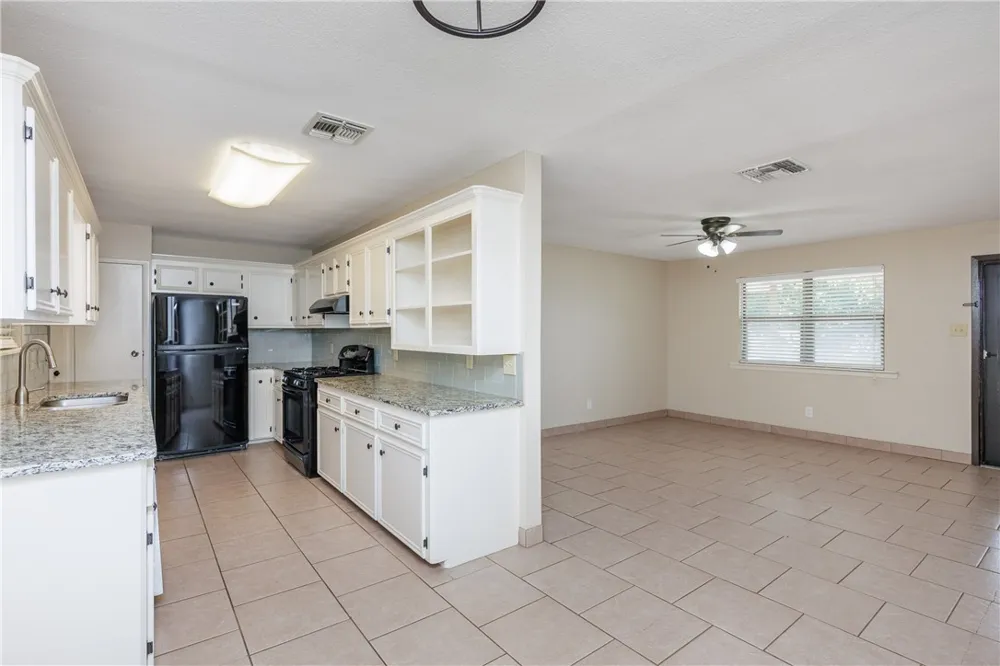 3830 Jamaica Drive Corpus Christi, TX 78418