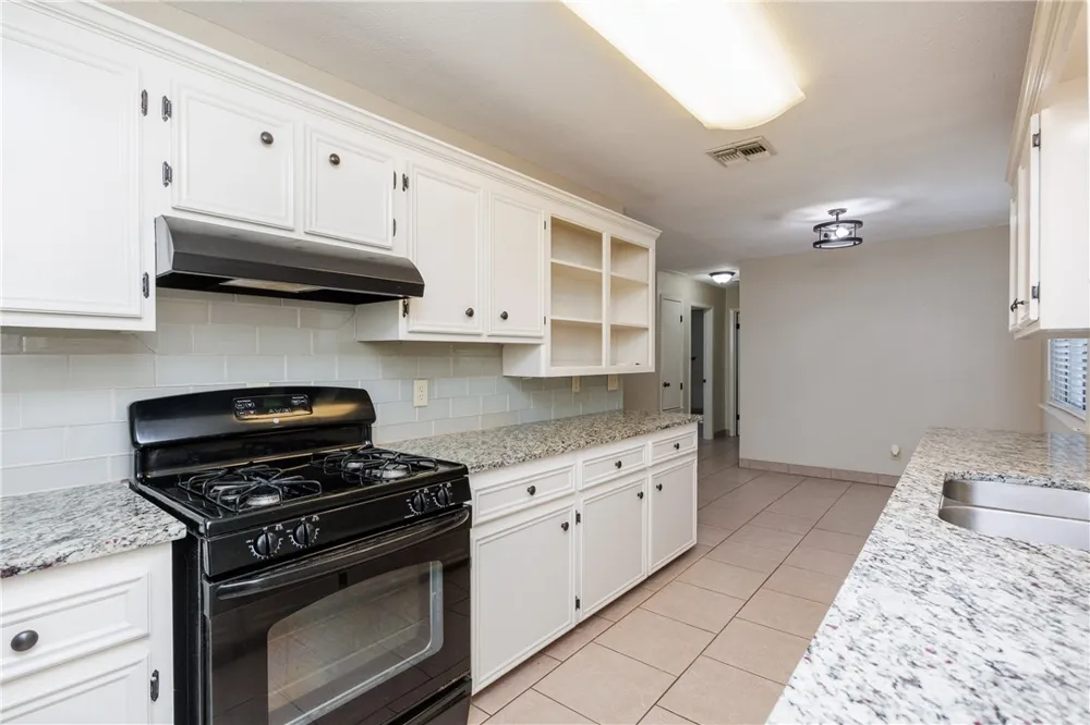 3830 Jamaica Drive Corpus Christi, TX 78418