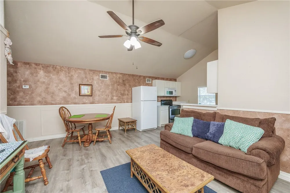 3830 Jamaica Drive Corpus Christi, TX 78418