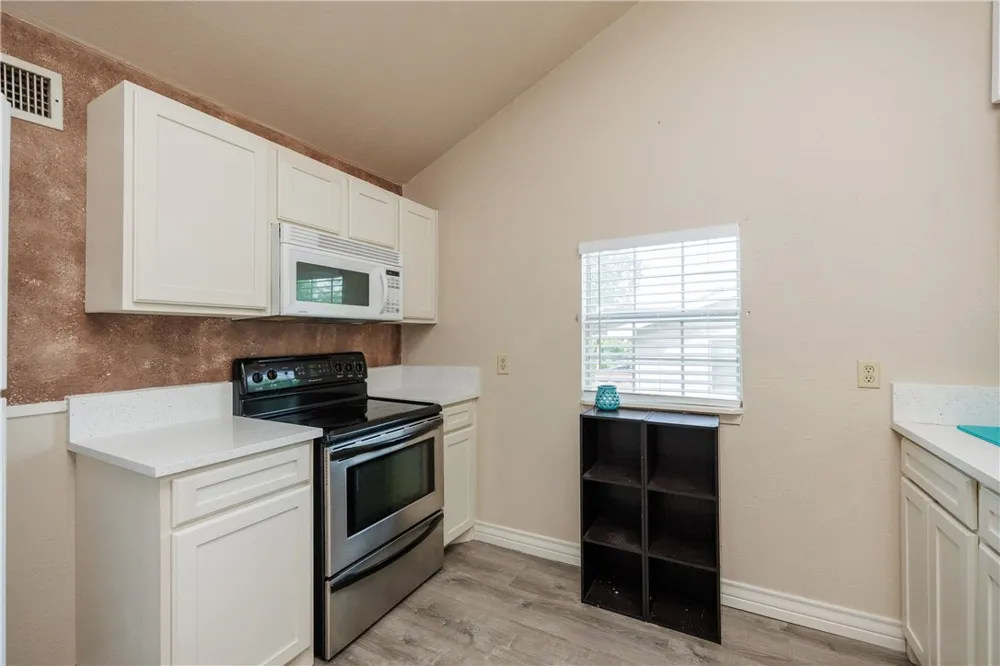 3830 Jamaica Drive Corpus Christi, TX 78418