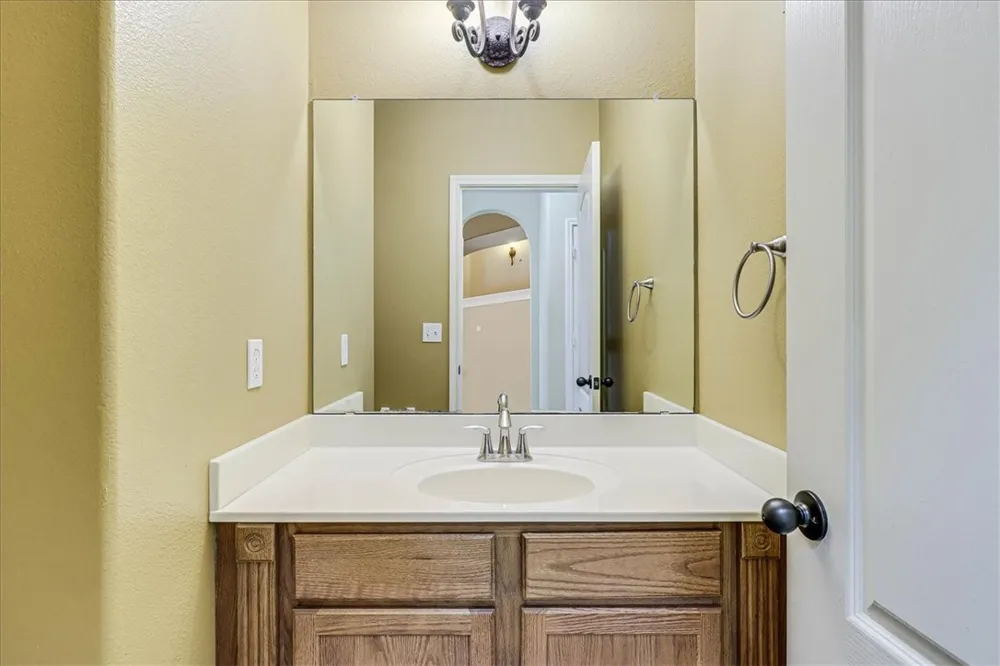 6001 Saint Denis Street Corpus Christi, TX 78414