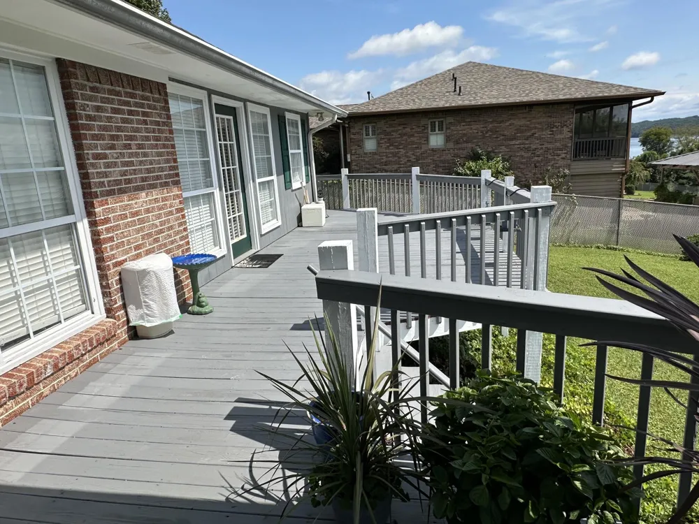 430 Lakeview Drive Spring City, TN 37381