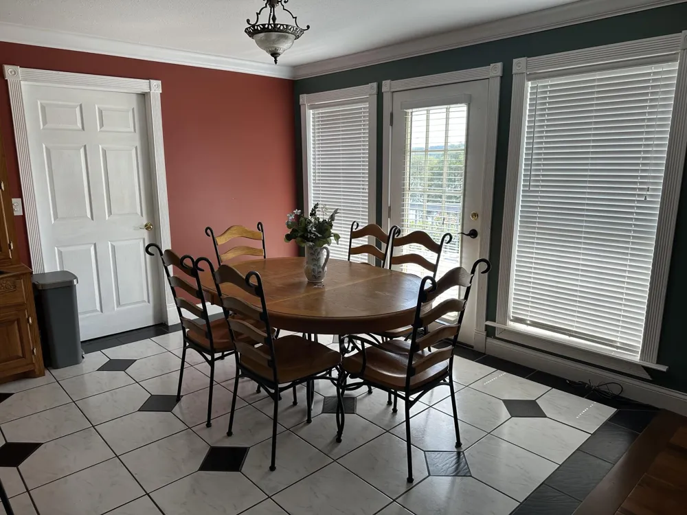 430 Lakeview Drive Spring City, TN 37381