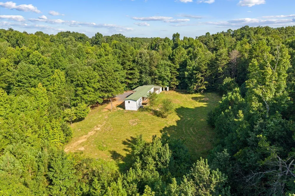 1237 North Pass Chatsworth, GA 30705