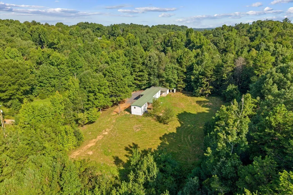 1237 North Pass Chatsworth, GA 30705
