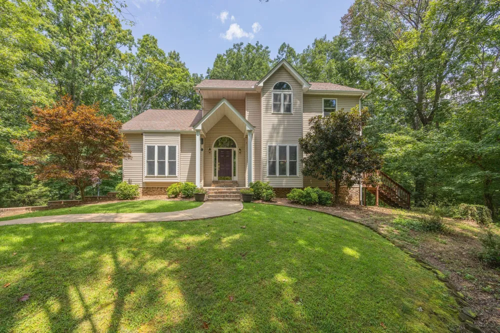 5021 Parkerson Road Apison, TN 37302