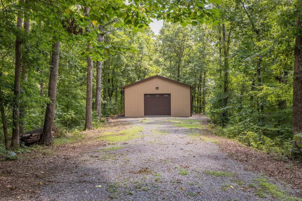 5021 Parkerson Road Apison, TN 37302