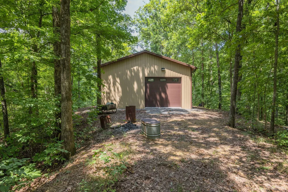 5021 Parkerson Road Apison, TN 37302