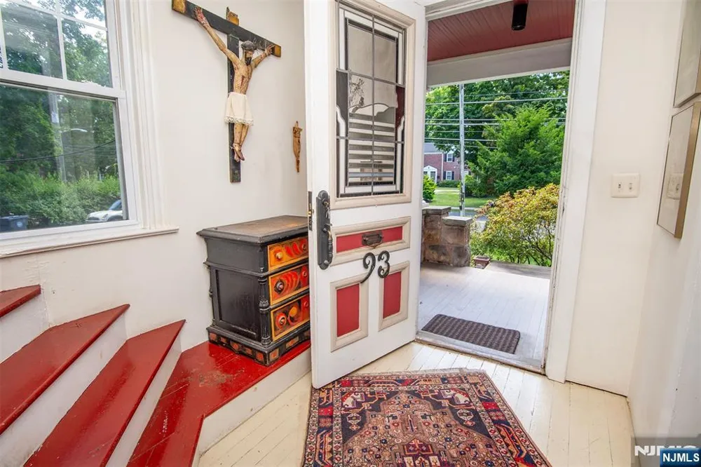 93 Ivy Lane Englewood, NJ 07631