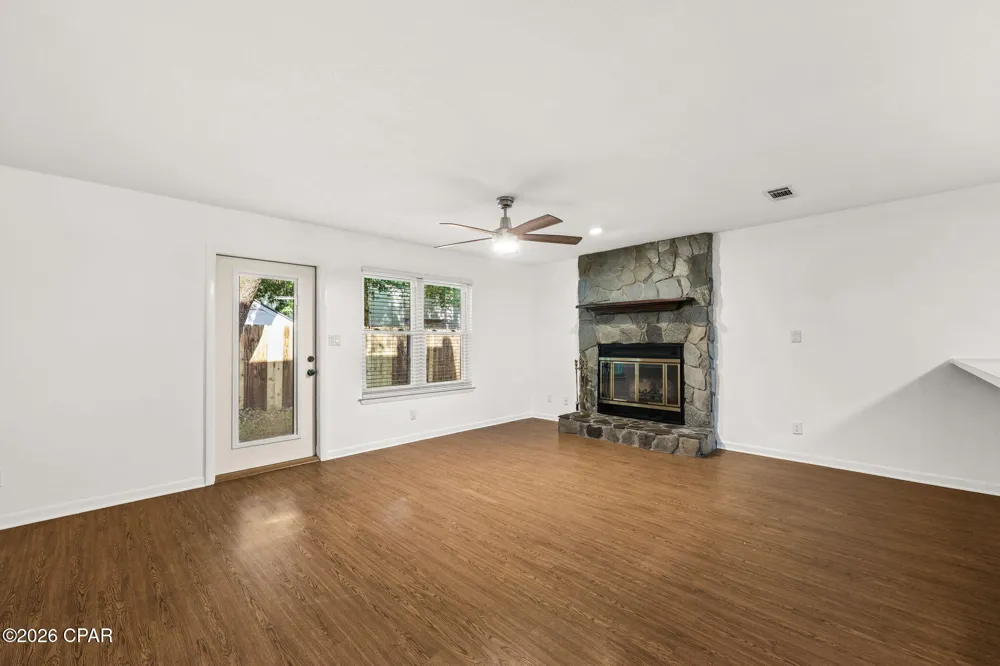 956 Mcfarlan Avenue Fort Walton Beach, FL 32547