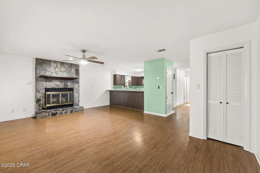 956 Mcfarlan Avenue Fort Walton Beach, FL 32547