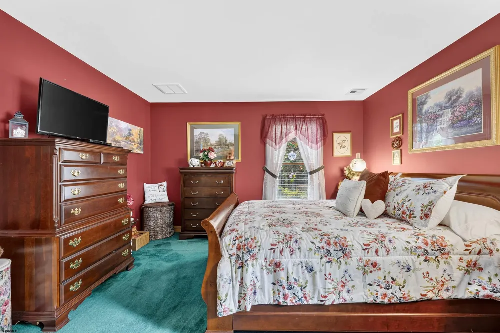 447 Stage Little Egg Harbor, NJ 08087