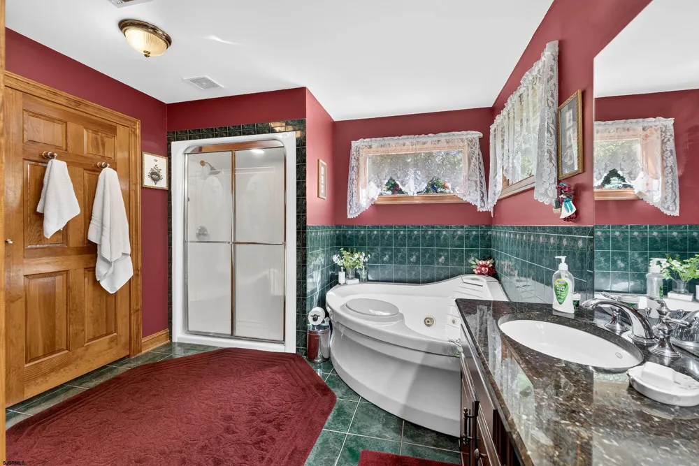 447 Stage Little Egg Harbor, NJ 08087