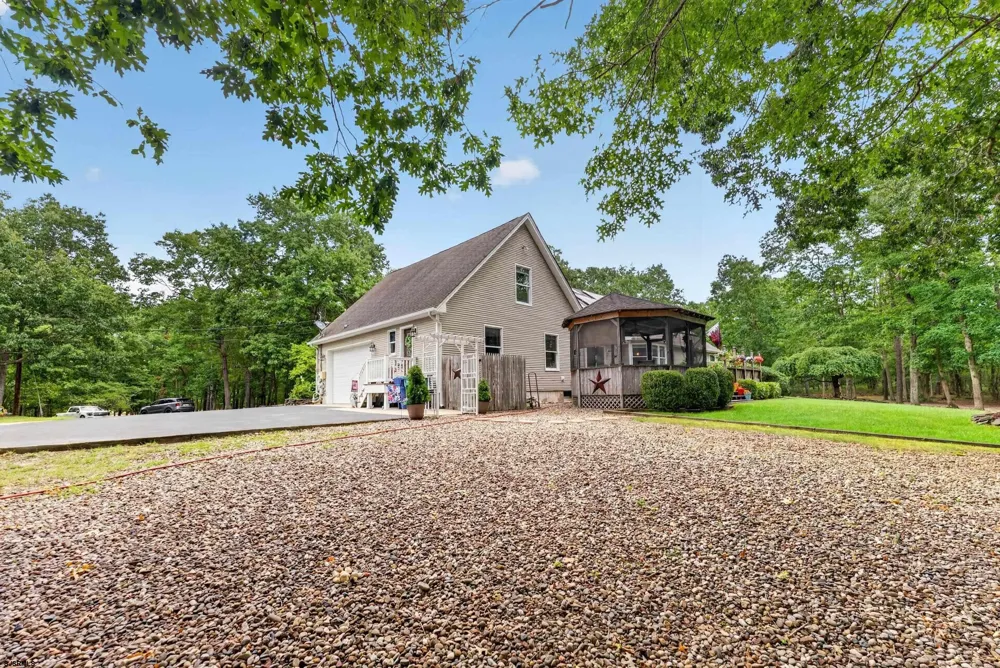 447 Stage Little Egg Harbor, NJ 08087