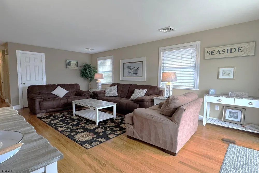 111 W Inlet Road Ocean City, NJ 08226