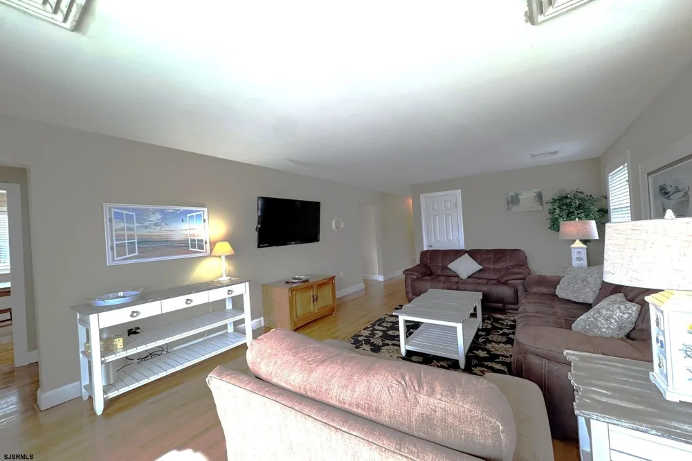 111 W Inlet Road Ocean City, NJ 08226