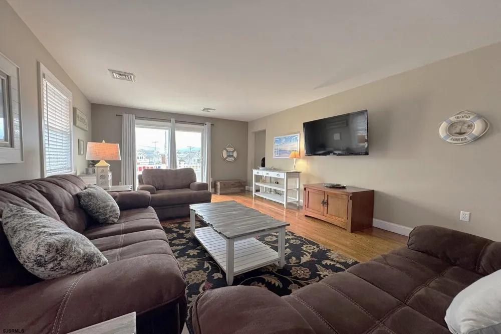 111 W Inlet Road Ocean City, NJ 08226
