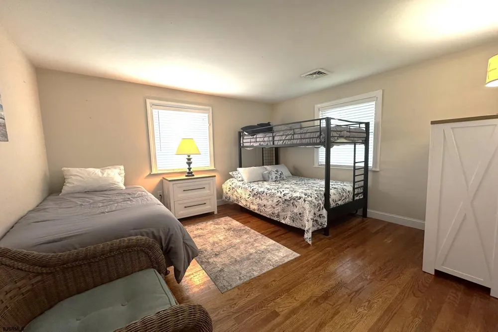 111 W Inlet Road Ocean City, NJ 08226