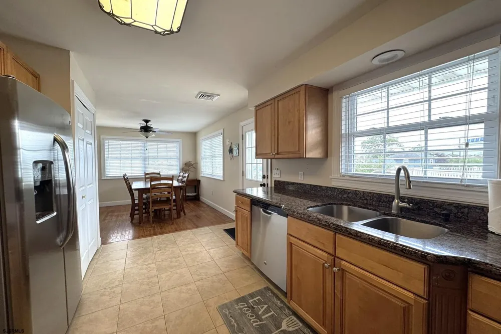 111 W Inlet Road Ocean City, NJ 08226