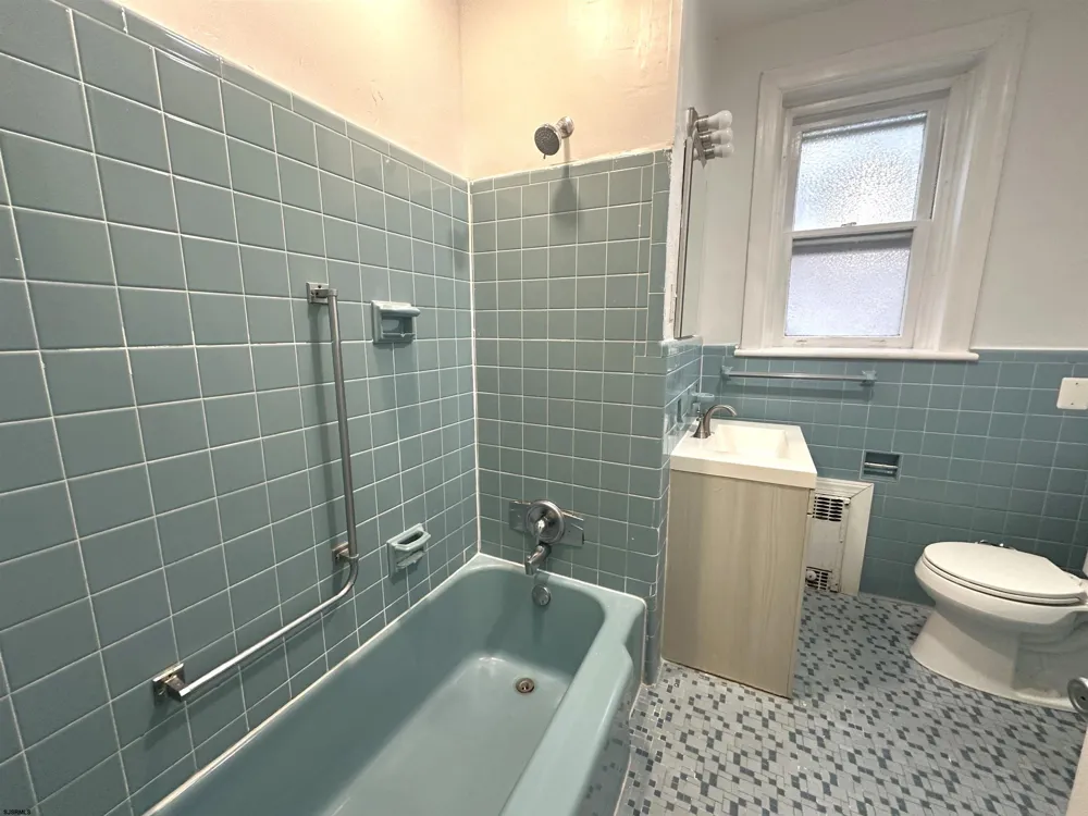 4802 Ventnor Ave Ventnor, NJ 08406