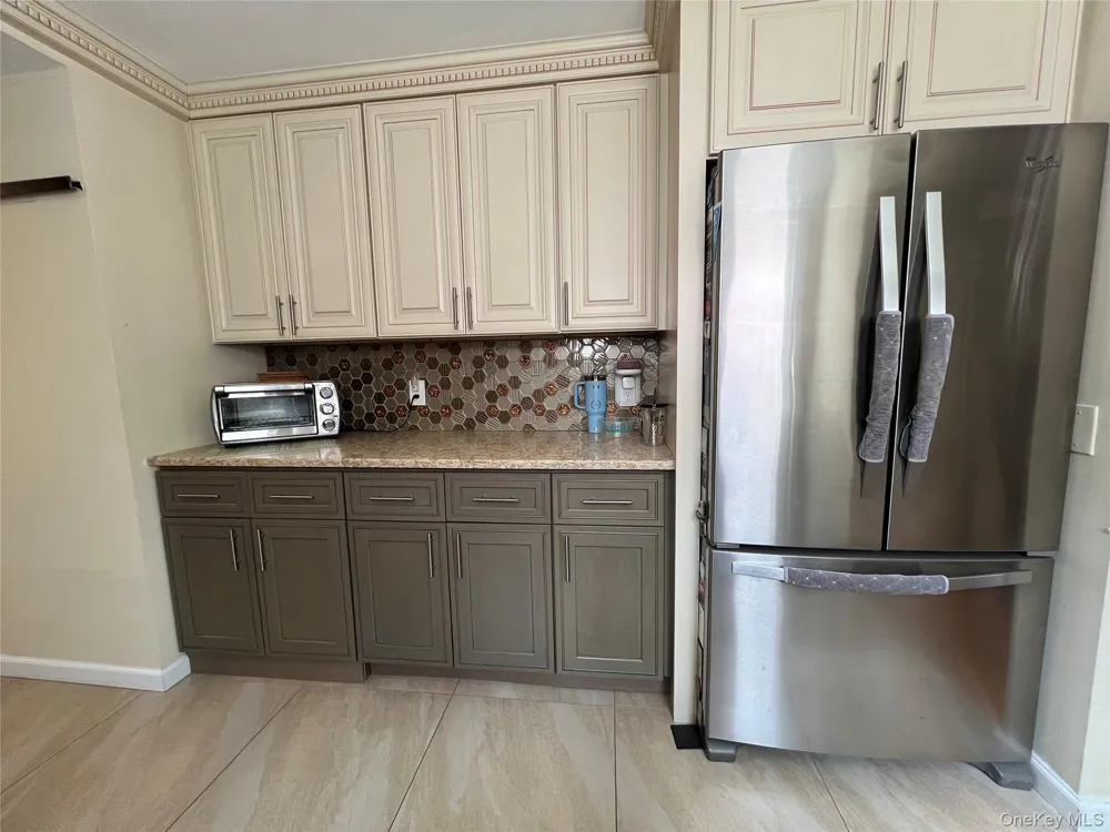 320 Maplegrove Avenue Uniondale, NY 11553